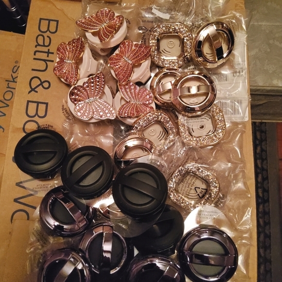 CAR FRAGRANCE HOLDERS by Bath and Body Works - Picture 4 of 12